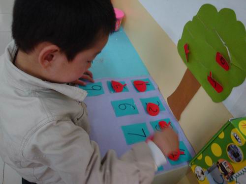 合肥市长江路幼儿园--有趣的区角游戏