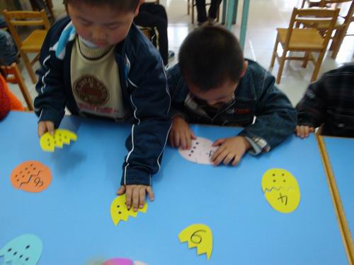 合肥市长江路幼儿园--有趣的区角游戏