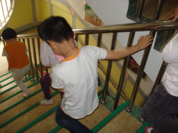 合肥市长江路幼儿园--防震防火应急预案演练活