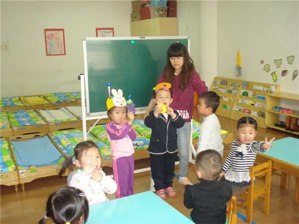 合肥市长江路幼儿园--学小动物叫