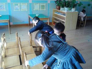 合肥市长江路幼儿园--我是小帮手