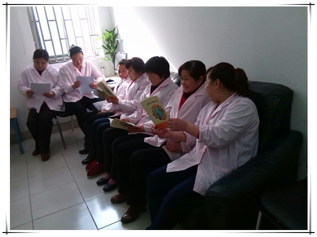 合肥市长江路幼儿园--长幼杏林分园举行保育员